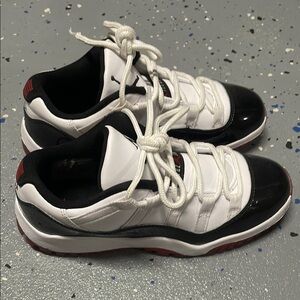 Nike Air Jordan Retro 11 Low